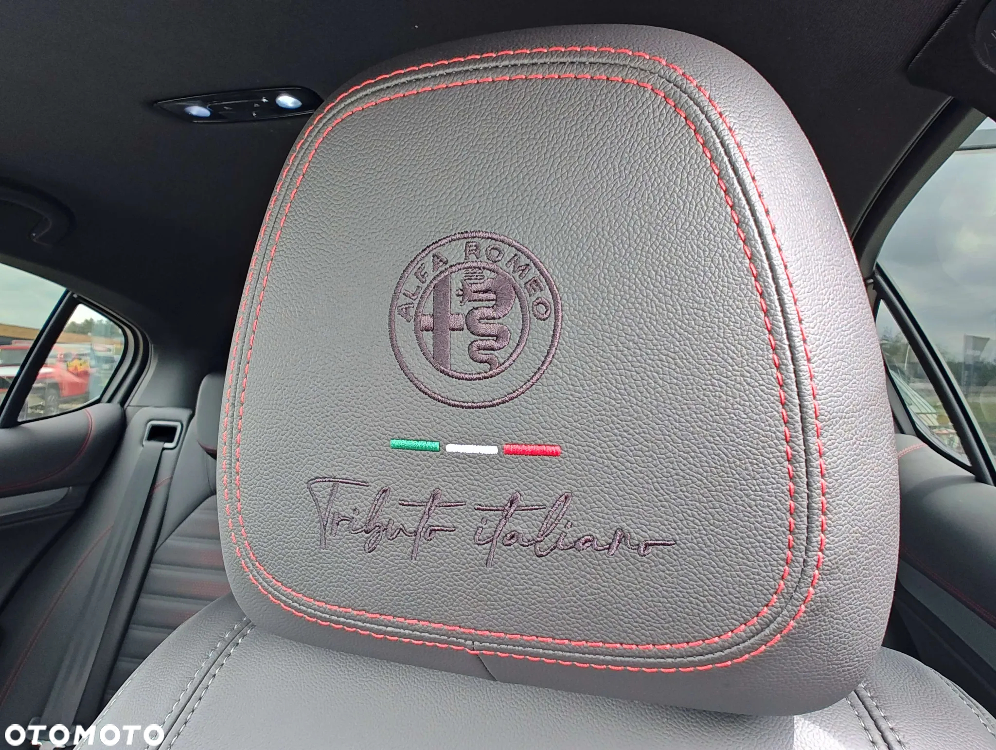 Alfa Romeo Stelvio - 10