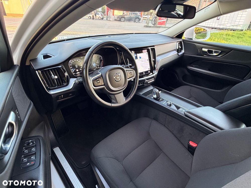 Volvo V60 T4 Geartronic Momentum Pro - 6