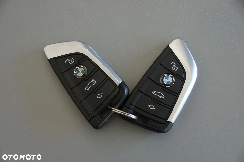 BMW Seria 3 320d xDrive Sport Line - 35