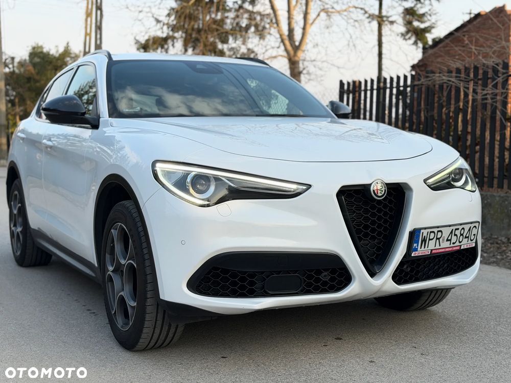 Alfa Romeo Stelvio 2.0 Turbo B-Tech Edition Q4 - 4