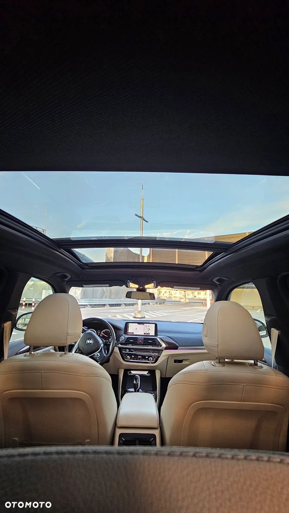 BMW X3 xDrive30i Luxury Line - 37