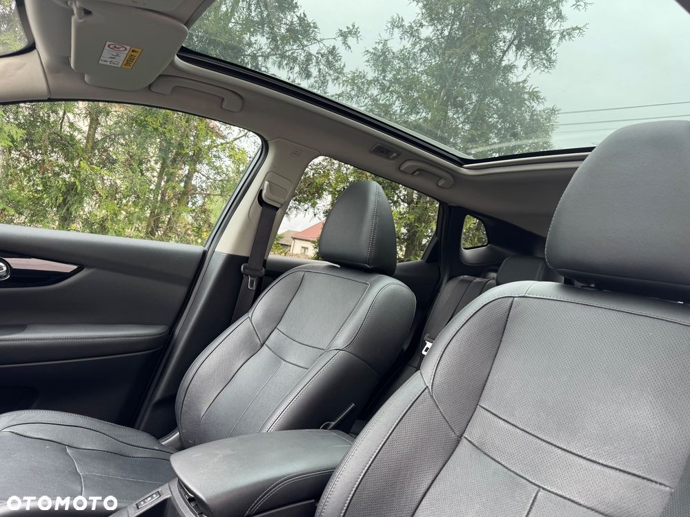 Nissan Qashqai 1.6 DCi N-Connecta Xtronic - 17