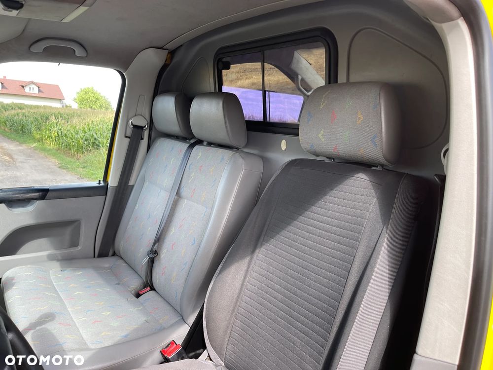 Volkswagen Transporter T5 2.5 TDI 131 KM Manual 6 Biegów 2X drzwi boczne przesuwne 2005 ROK - 13