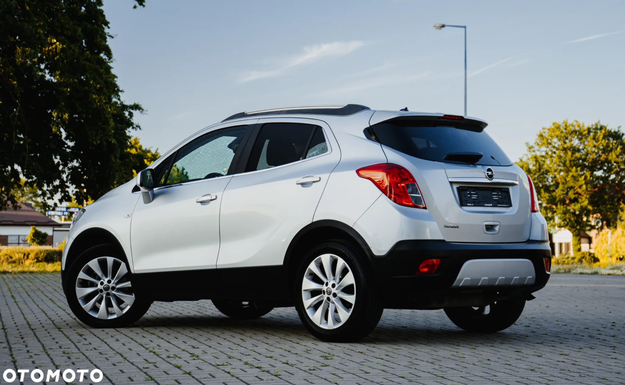 Opel Mokka 1.6 Essentia S&S - 10