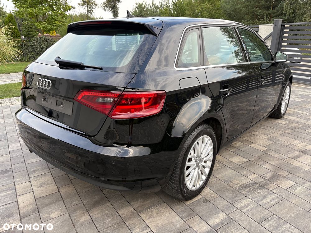 Audi A3 Sportback 1.4 TFSI Ambiente - 6