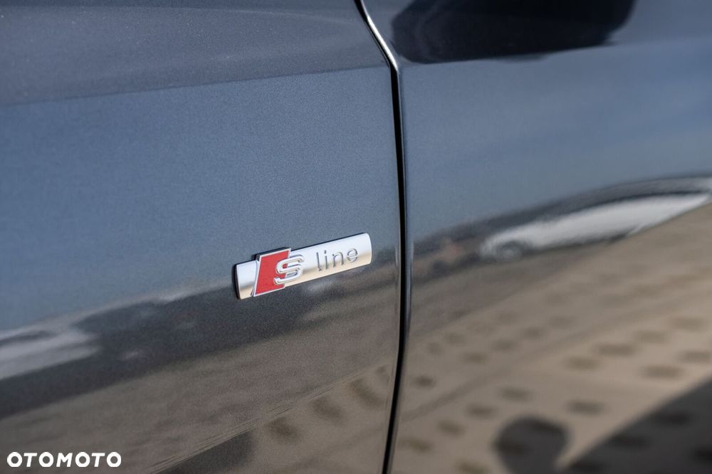 Audi Q8 TFSI e PHEV 360 kW Quattro Tiptronic - 7