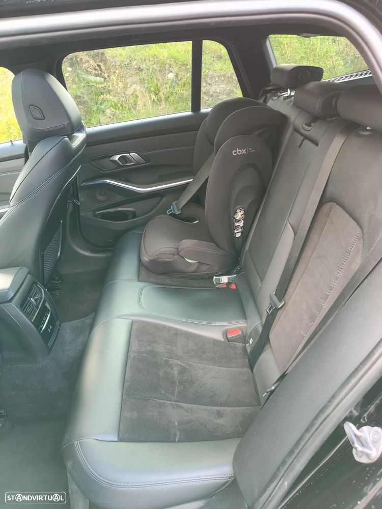 BMW 330 e Aut. M Sport - 17