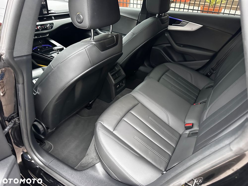 Audi A5 Sportback 40 TDI S tronic S line business - 29
