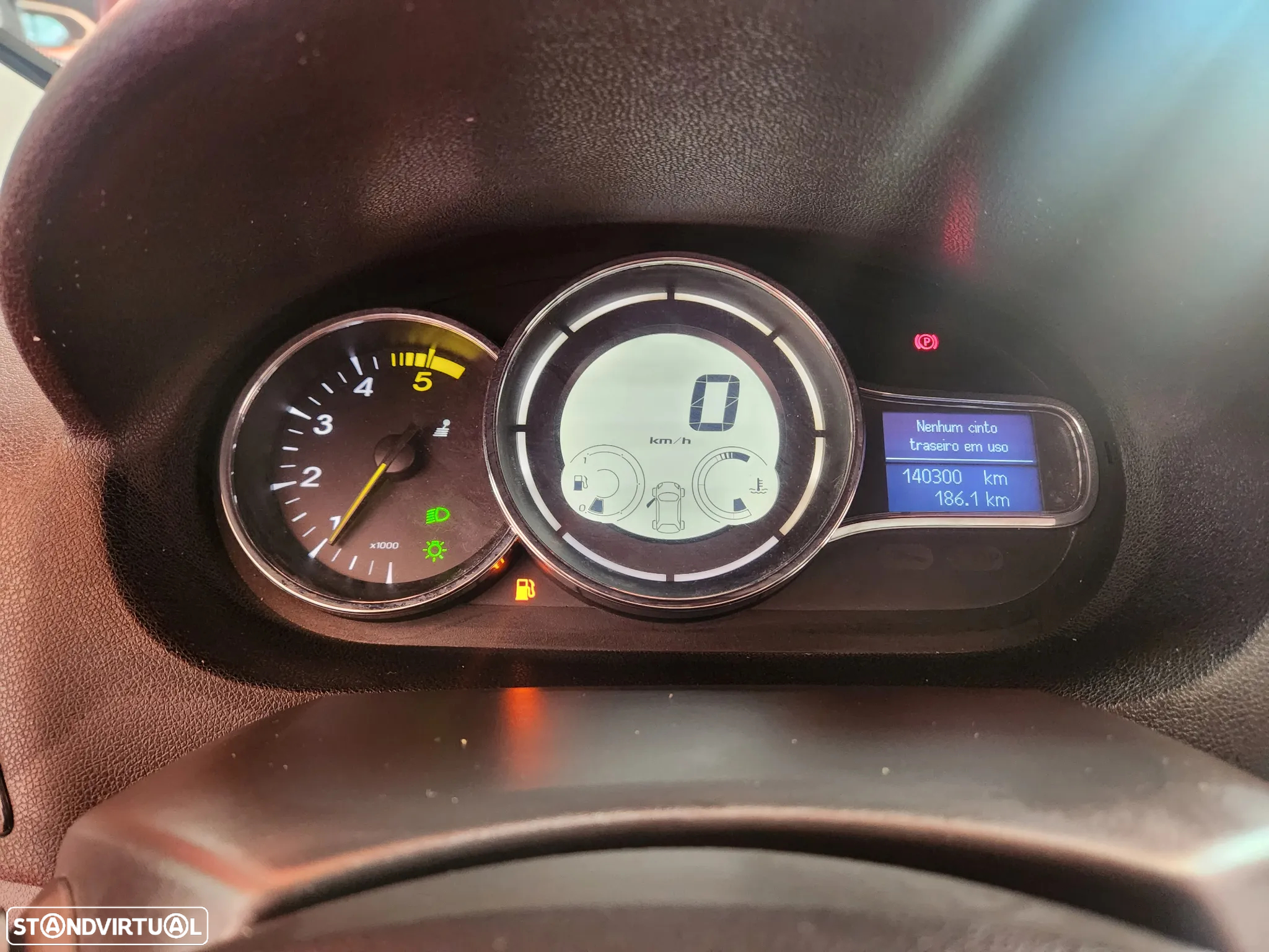 Renault Mégane Sport Tourer ENERGY dCi 130 BOSE EDITION - 13