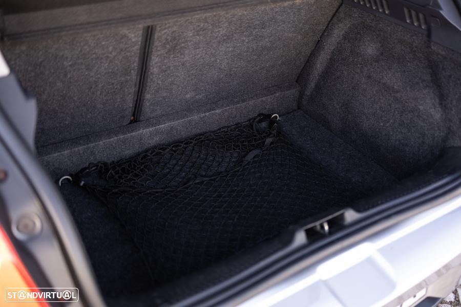 Renault Clio 2.0 16V Sport - 39