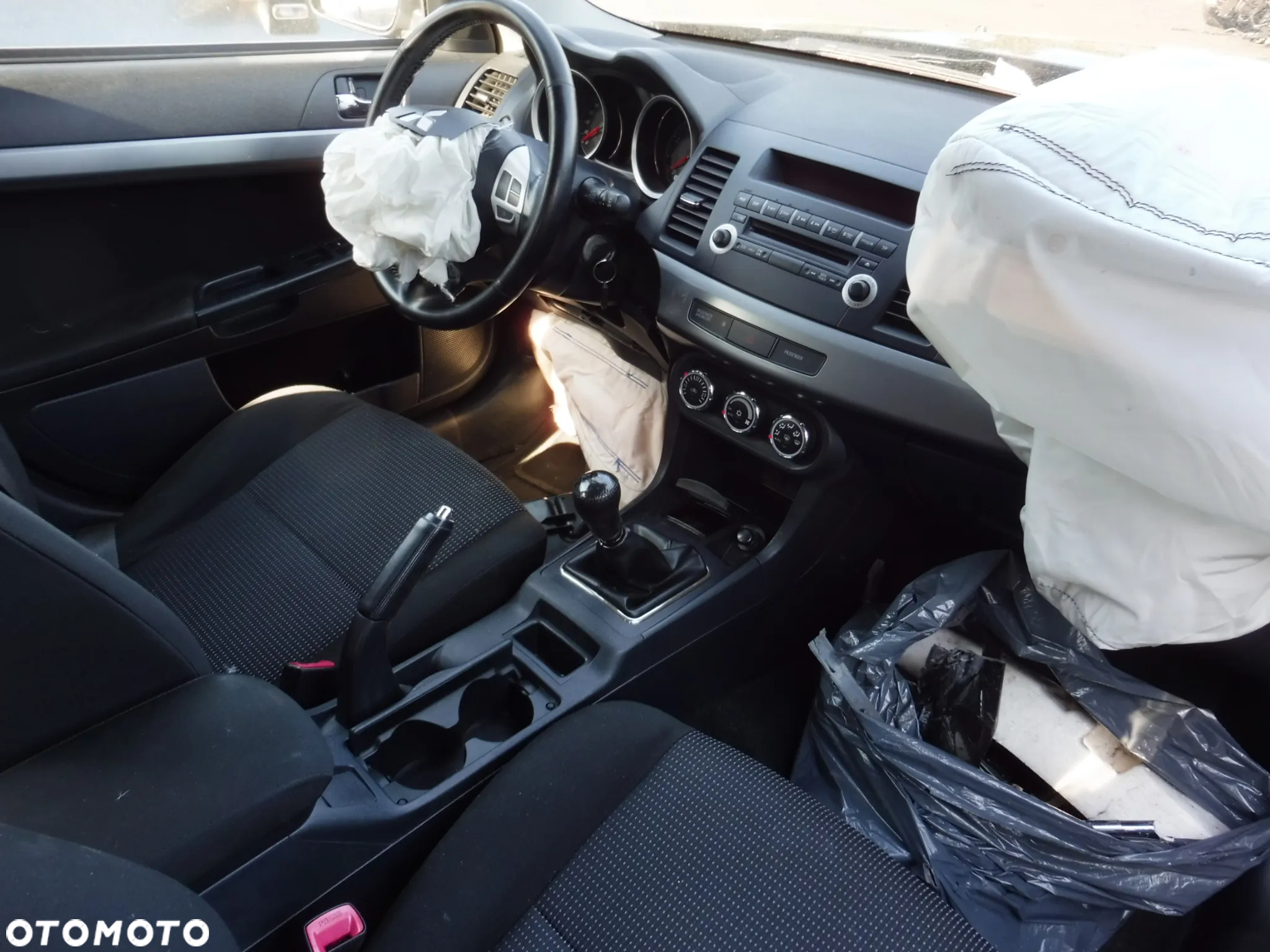 Mitsubishi Lancer VIII 1.8 16V 4B10 Skrzynia F5MBB X42A  Drzwi Zderzak Lampa - 7