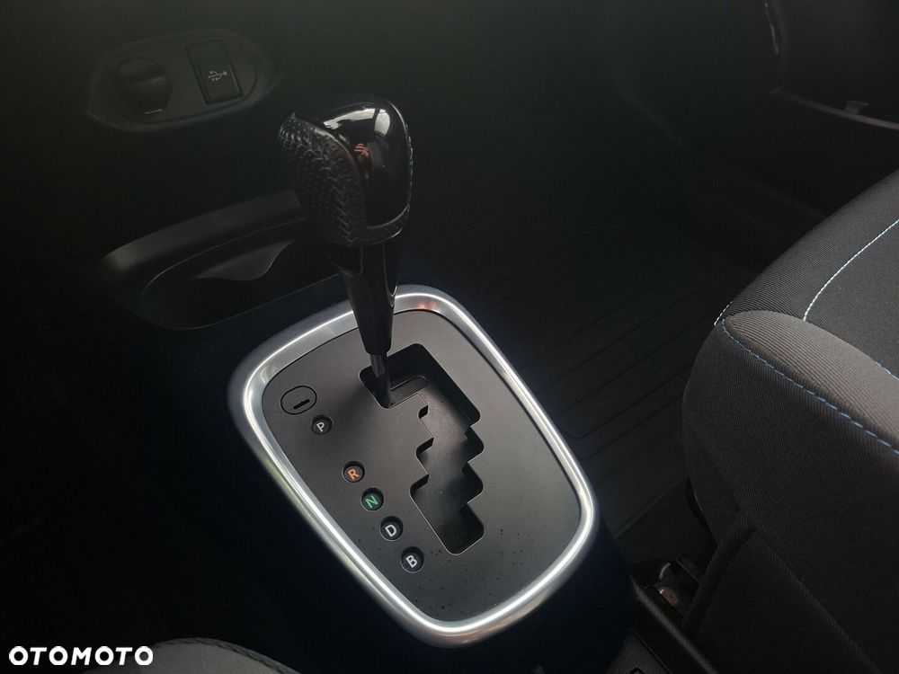 Toyota Yaris - 27