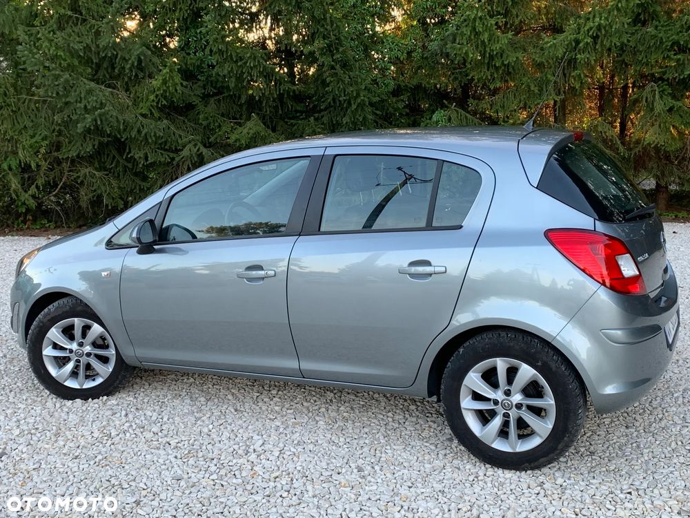 Opel Corsa 1.4 16V Navi - 10