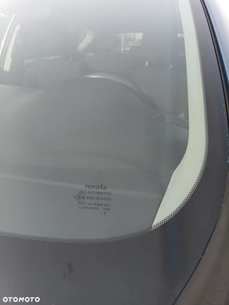 Toyota Auris Hybrid 135 Premium - 18