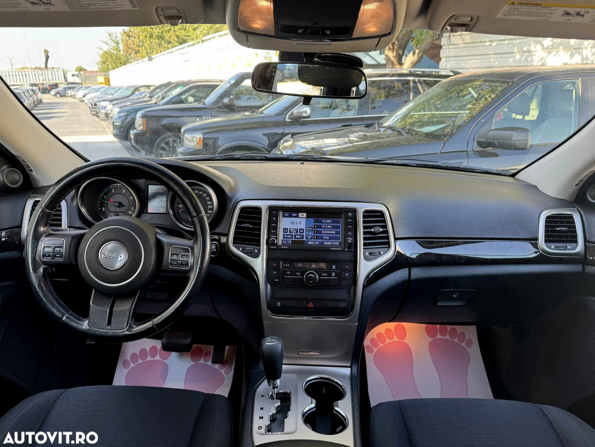 Jeep Grand Cherokee 3.0 TD AT Laredo - 9