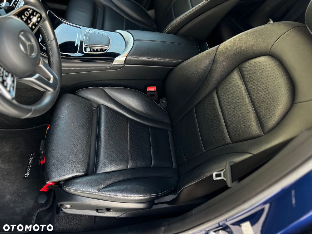Mercedes-Benz GLC 200 - 30
