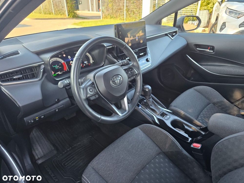 Toyota Corolla 1.8 Hybrid Comfort - 18
