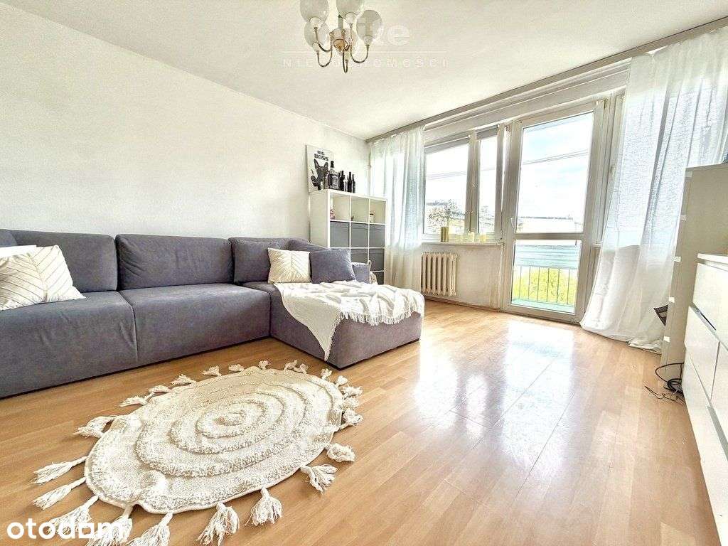 Centrum, 2 pokoje, balkon, piwnica