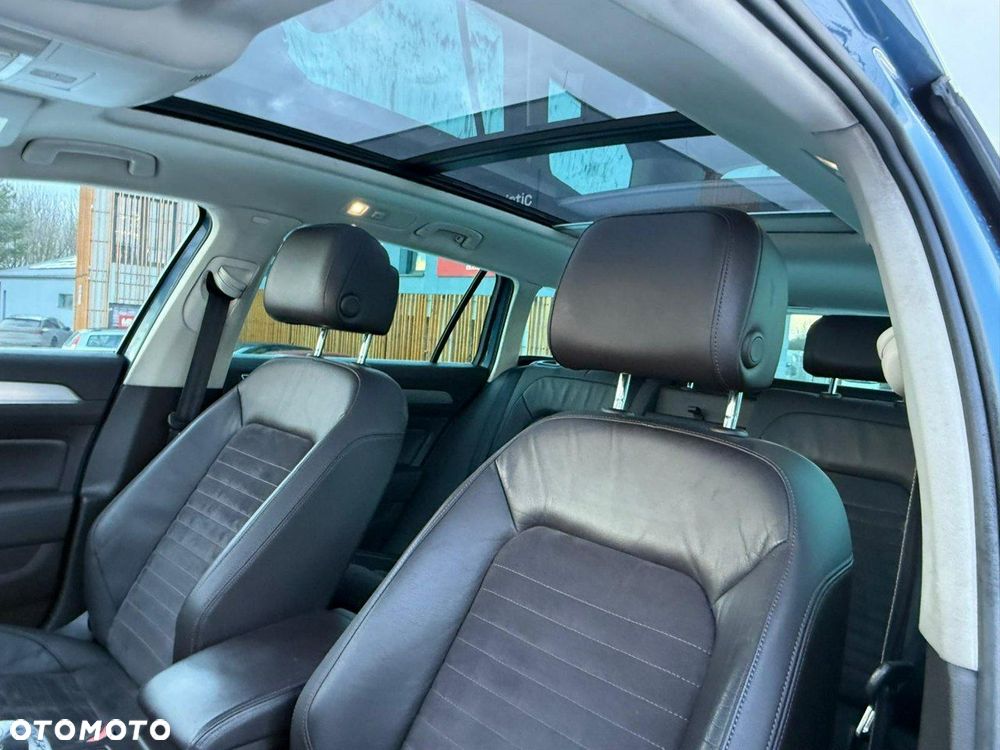 Volkswagen Passat - 21