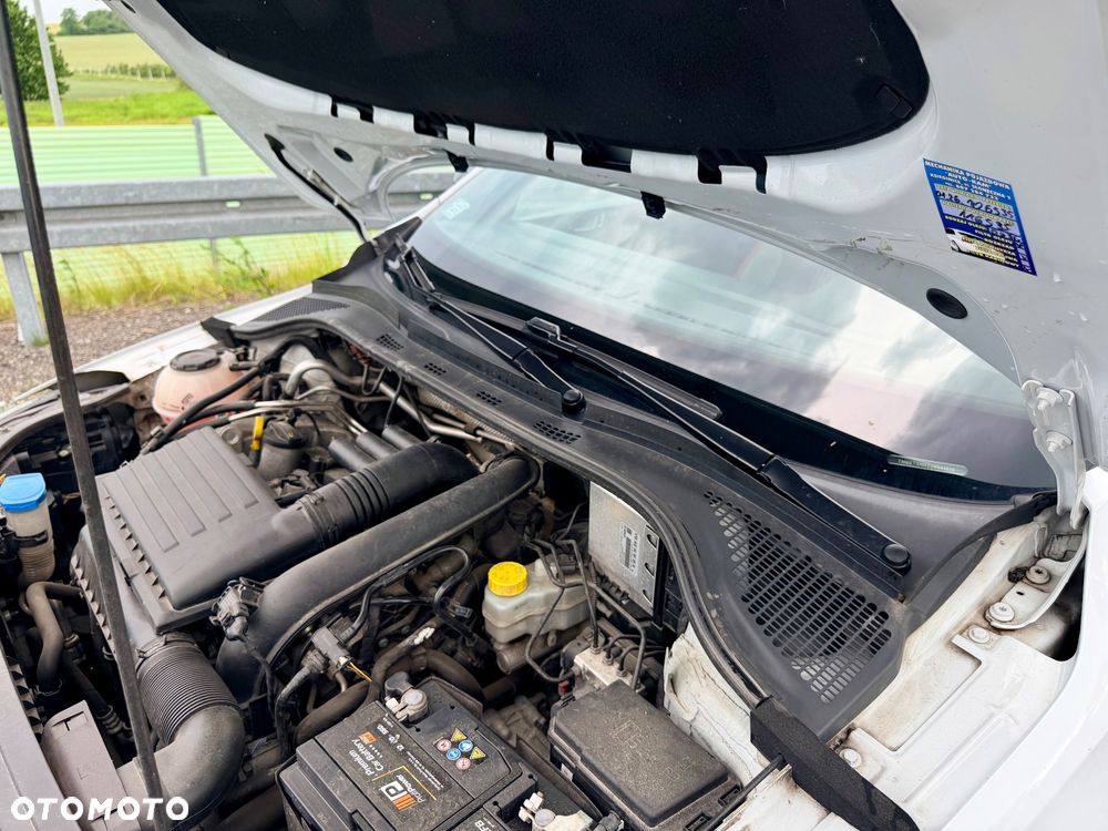 Skoda RAPID Spb 1.4 TSI Monte Carlo DSG - 25