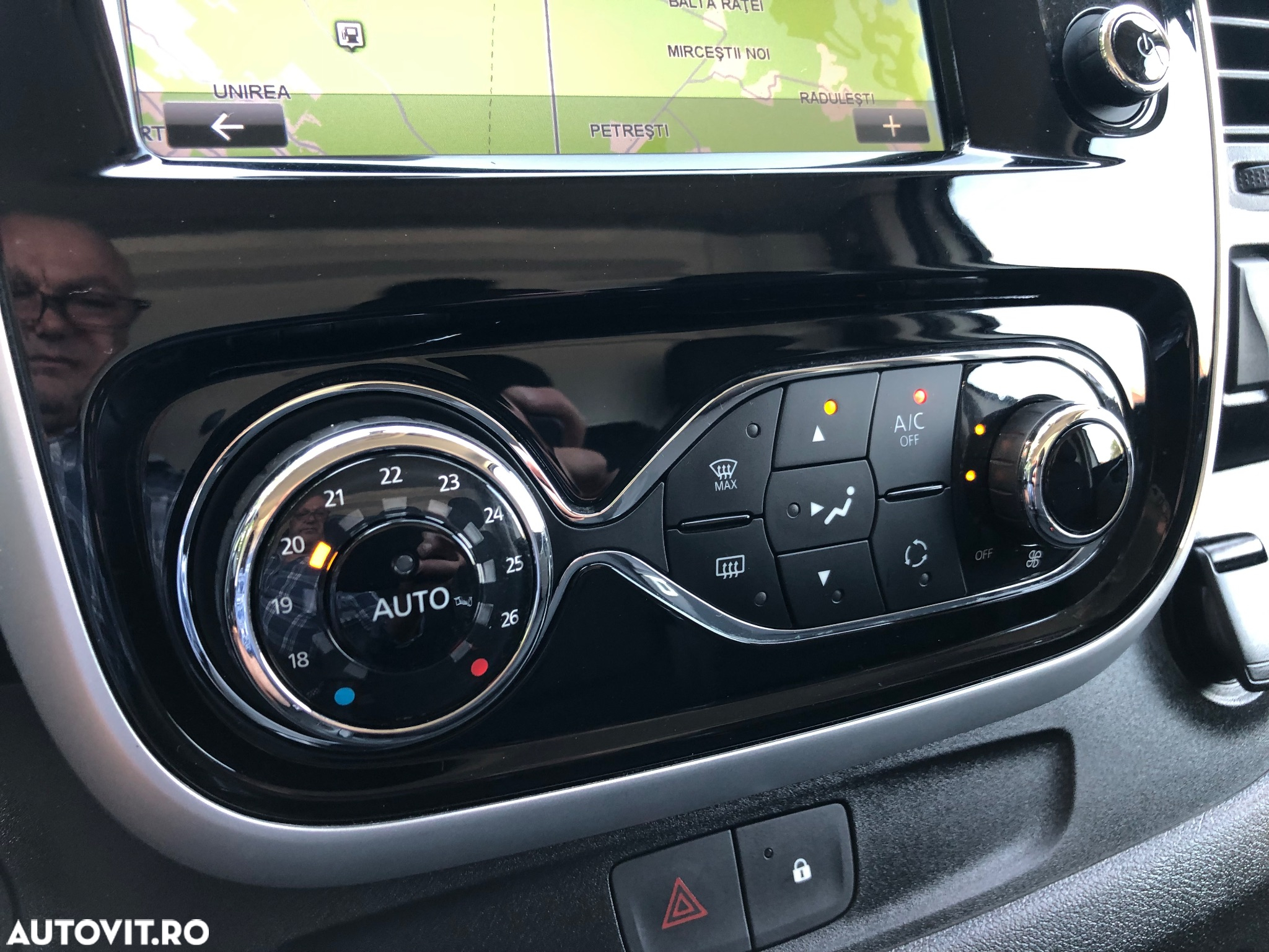 Renault Trafic - 28
