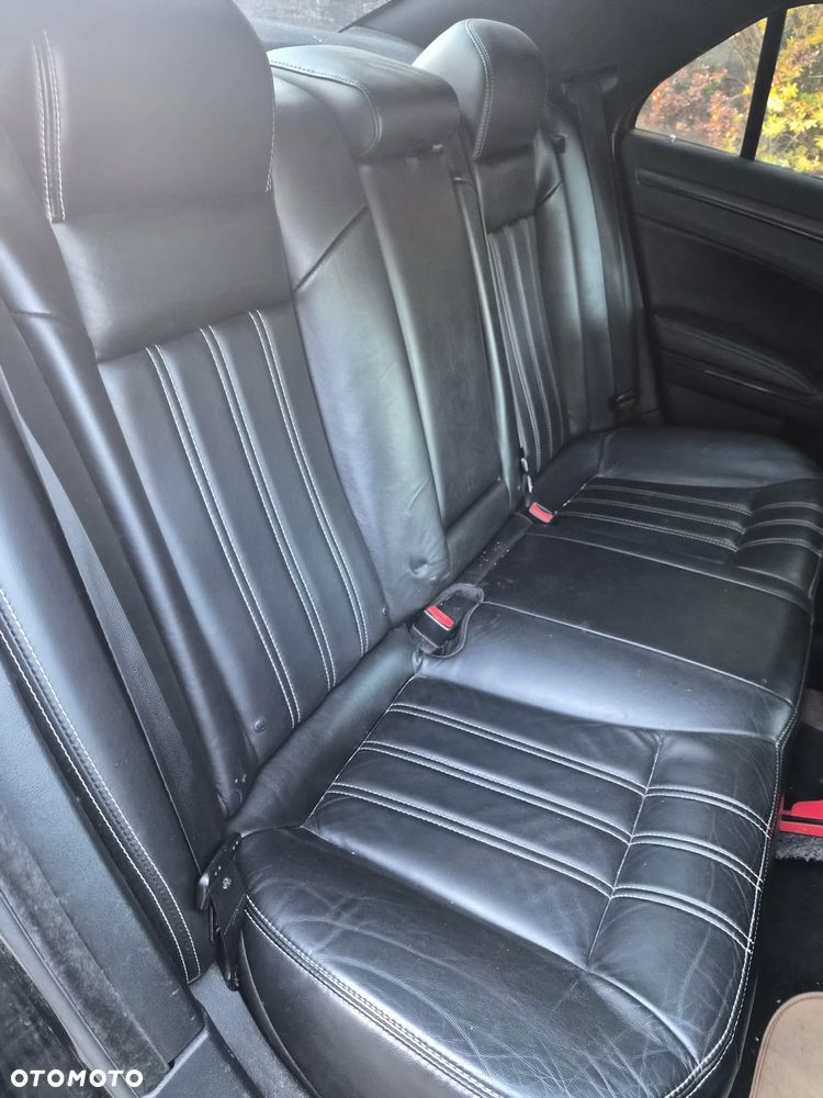 Chrysler 300s - 3