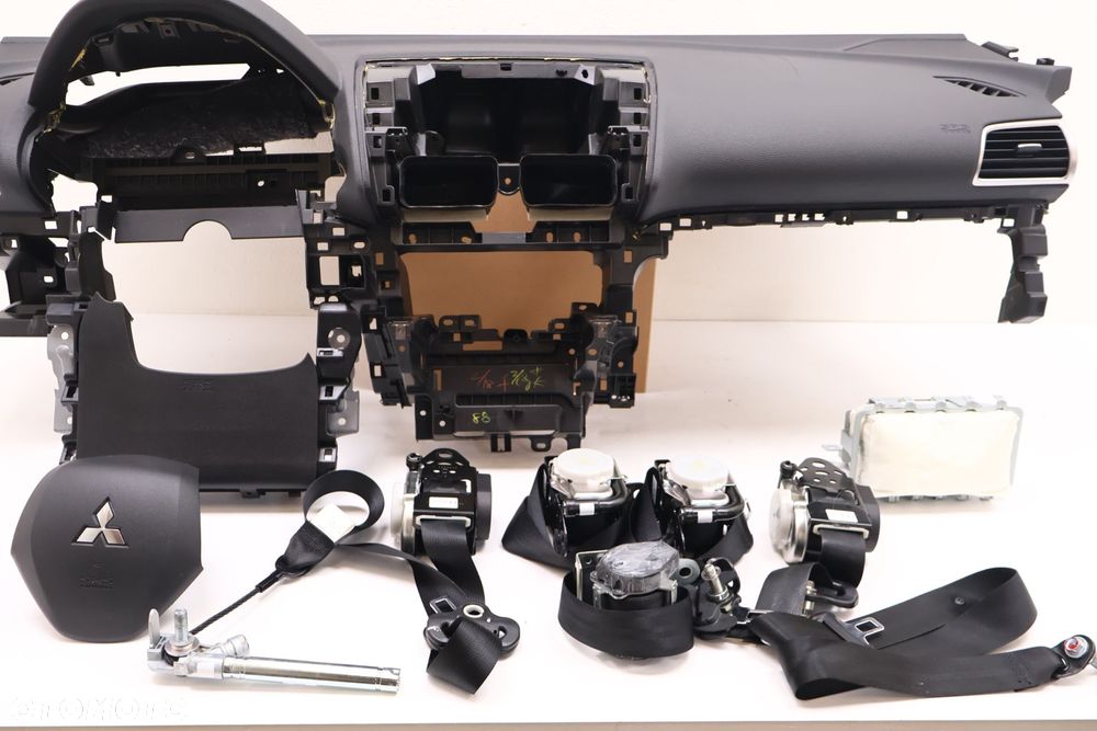 MITSUBISHI ECLIPSE CROSS DESKA ROZDZIELCZA ZESTAW AIRBAG - 7