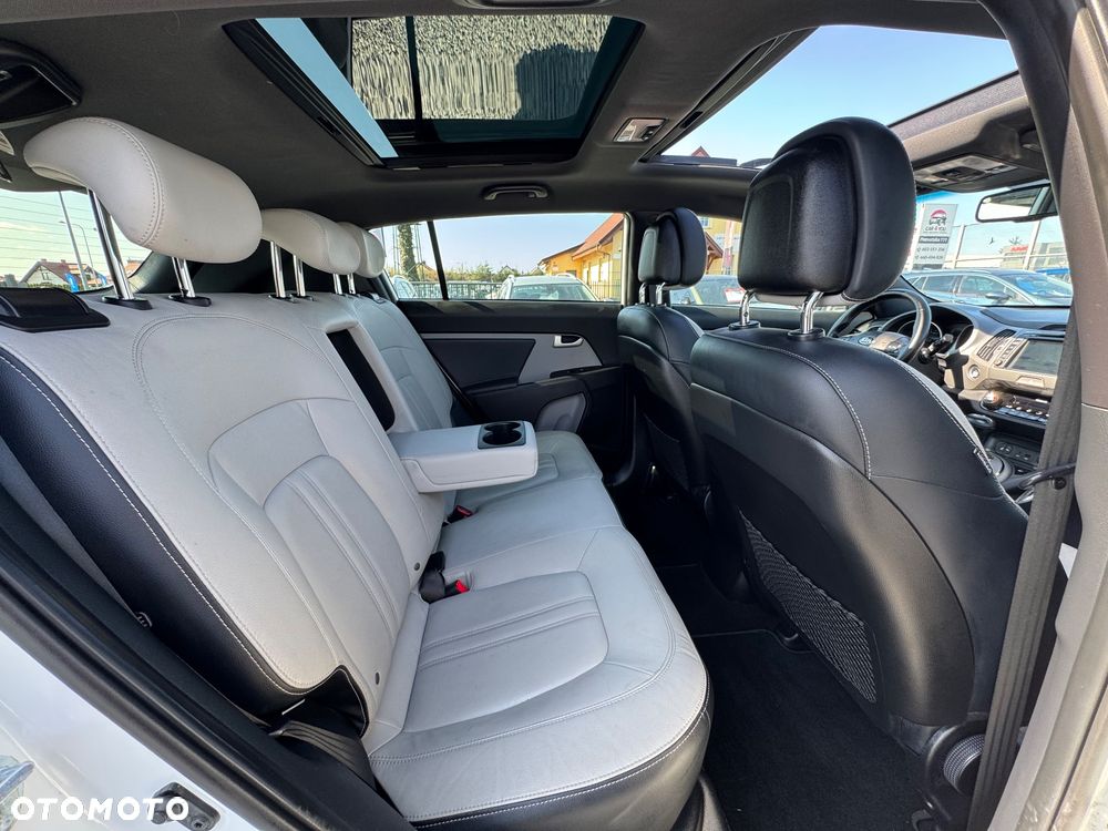 Kia Sportage 2.0 CRDI XL - 18