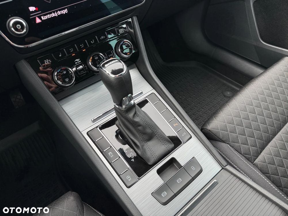 Skoda Superb 2.0 TSI Ambition DSG - 18