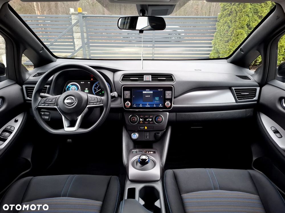 Nissan Leaf 40kWh Acenta - 19