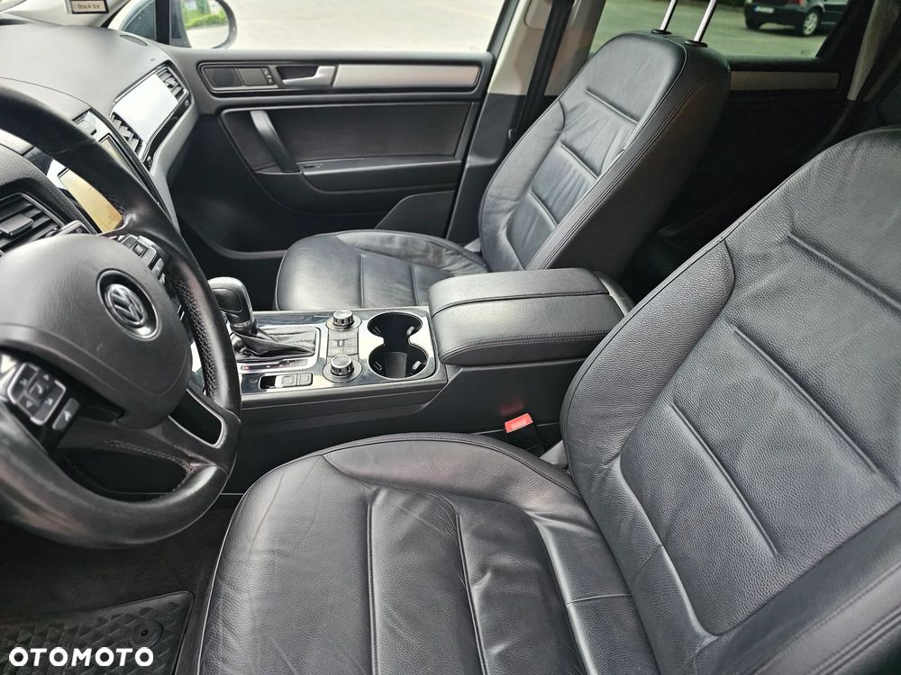 Volkswagen Touareg 3.0 V6 TDI 4XMot BMT - 16