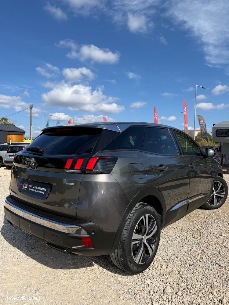 Peugeot 3008 PureTech 130 Stop & Start GPF EAT8 Allure - 5