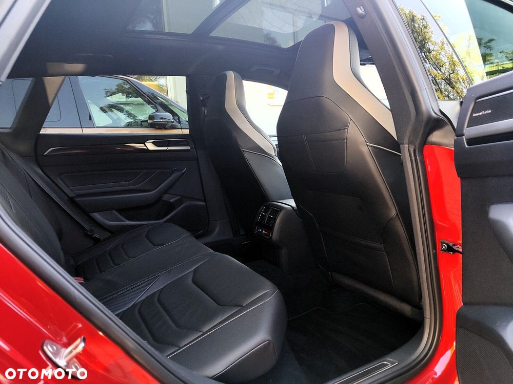 Volkswagen Arteon 2.0 TDI R-Line DSG - 14