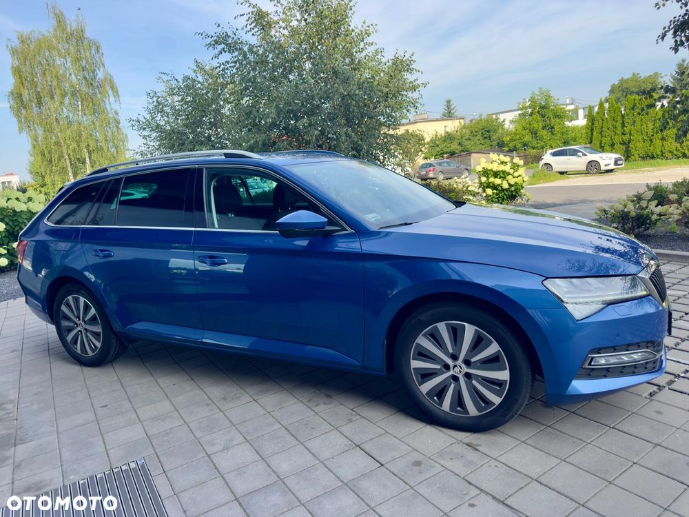 Skoda Superb 2.0 TDI SCR Style DSG - 3