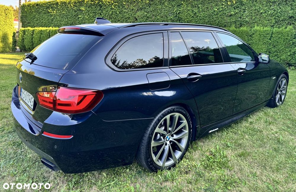 BMW Seria 5 M550d xDrive - 15