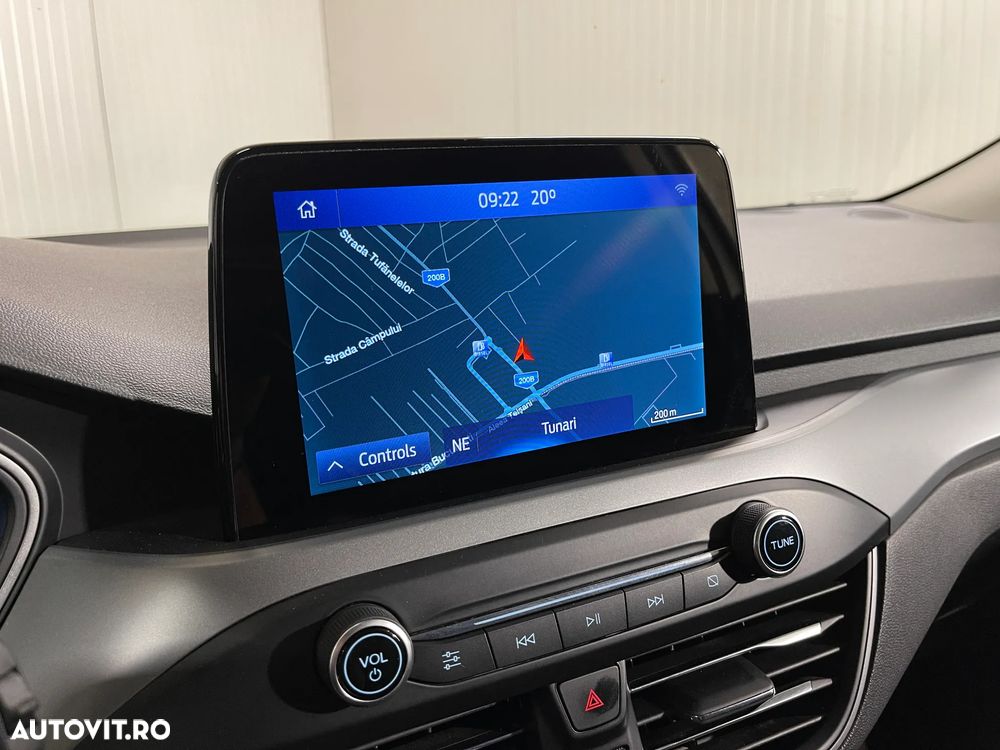 Ford Focus 1.5 EcoBlue Connected - 14