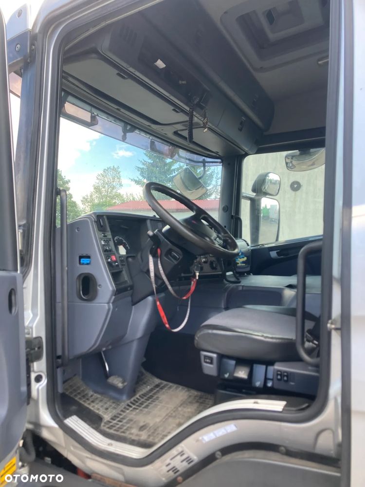 Scania P 320 - 12