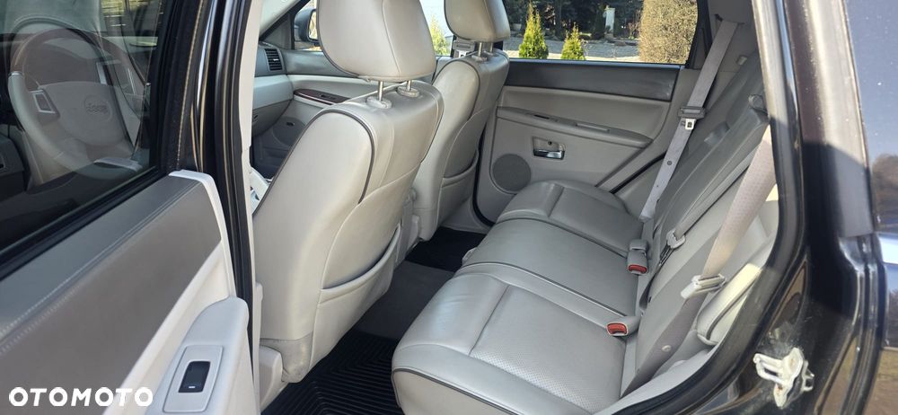 Jeep Grand Cherokee 3.0 CRD Overland Summit - 13