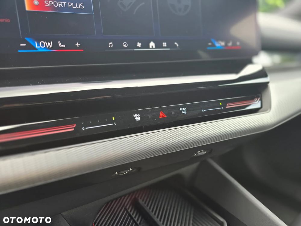 BMW Seria 5 520d xDrive mHEV M Sport - 18