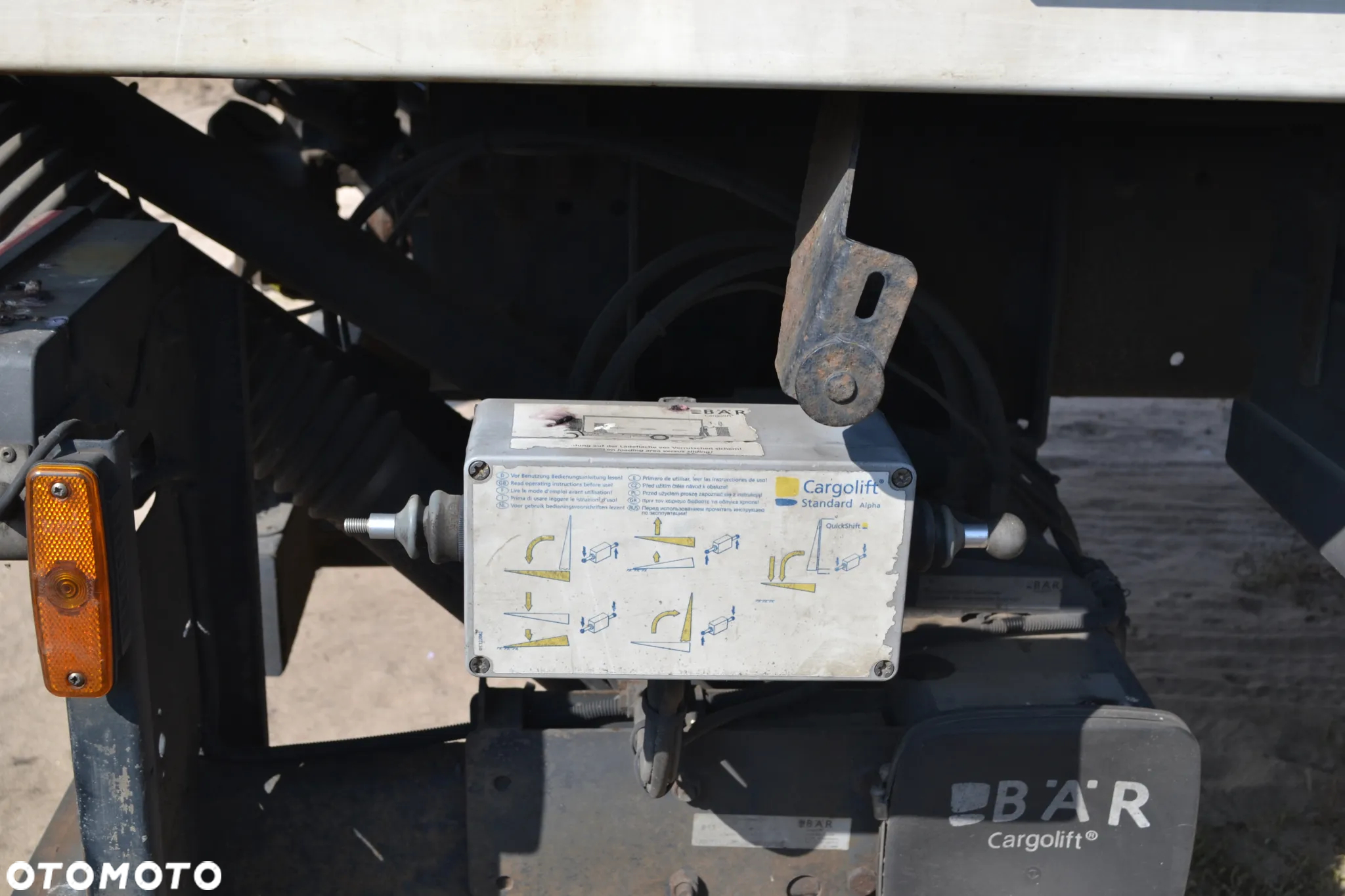 WINDA ALUMINIOWA BAR 2 t wys.230 szer.251 cm - 5