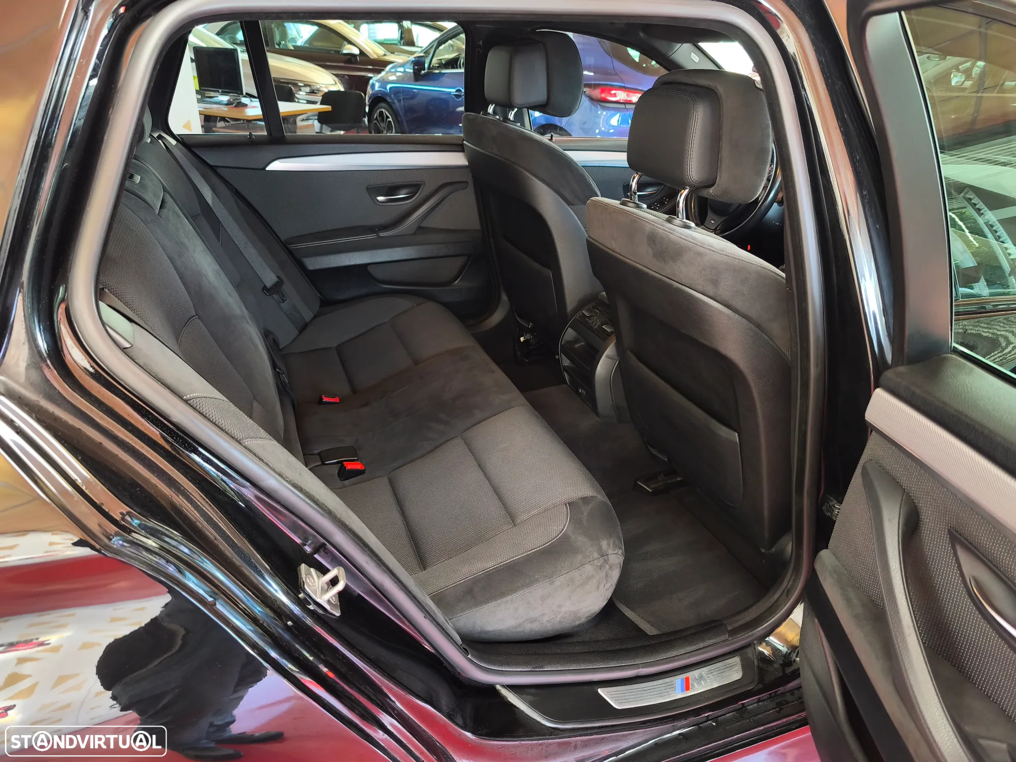 BMW 520 d Pack M - 31