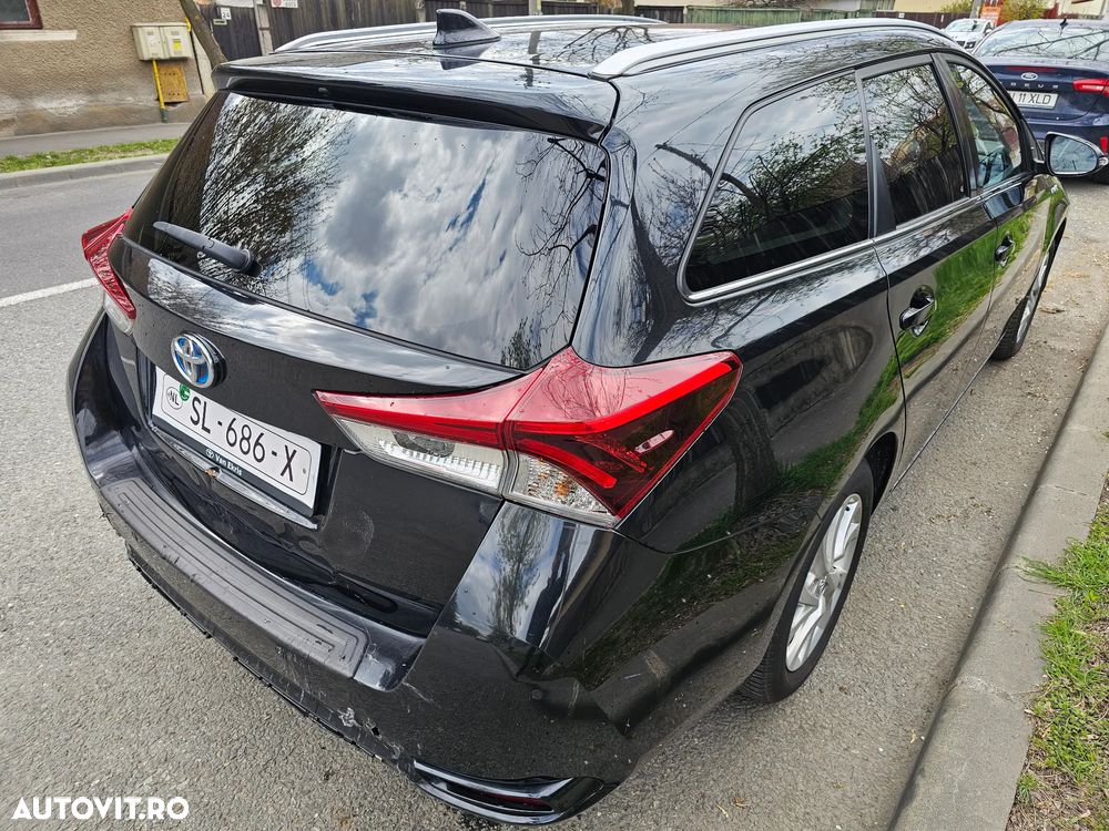 Toyota Auris 1.8 Executive - 5