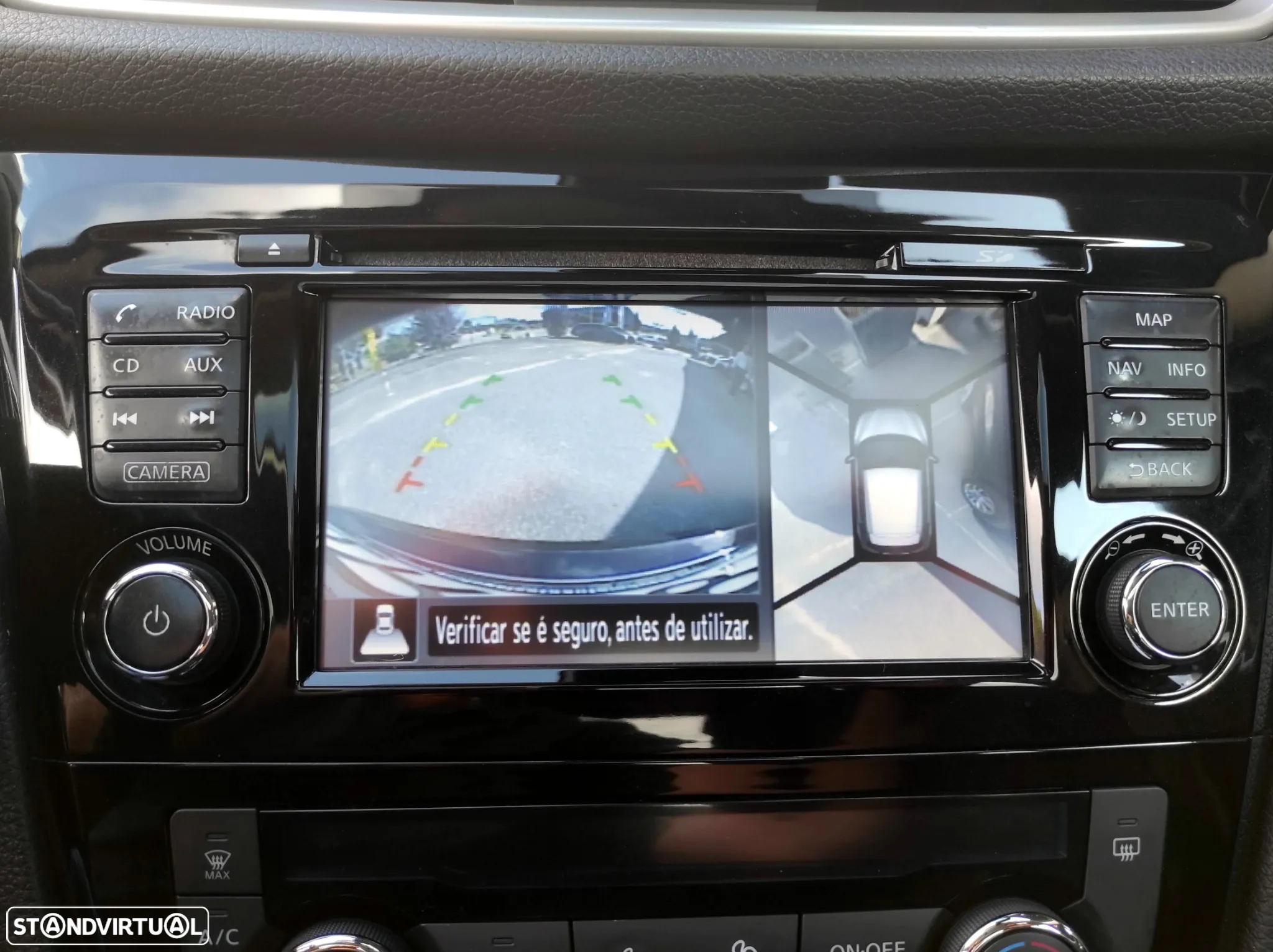 Nissan Qashqai 1.5 dCi N-Connecta 18 - 17