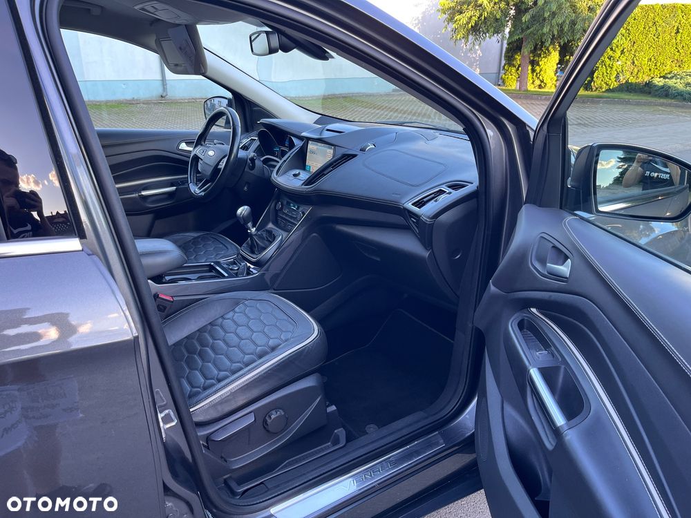 Ford Kuga Vignale 2.0 TDCi FWD - 17