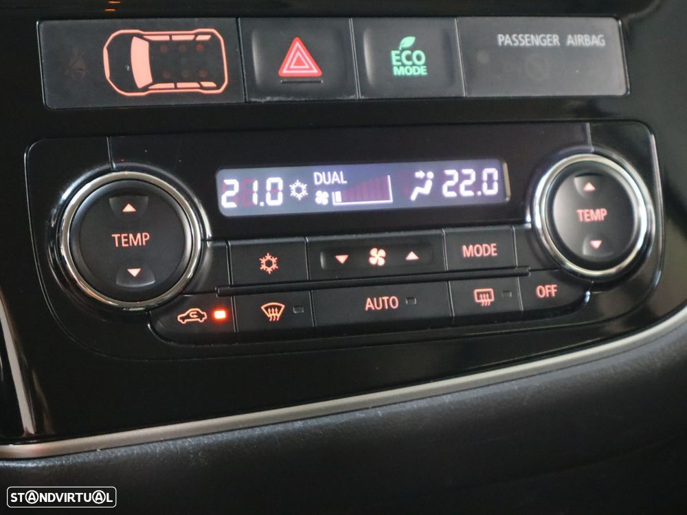 Mitsubishi Outlander 2.0 Intense Navi - 19