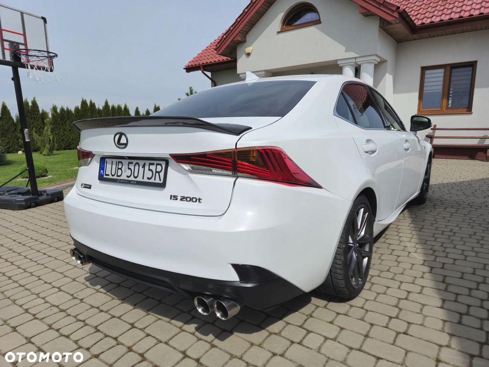 Lexus IS 200t / 300 F Sport - 5