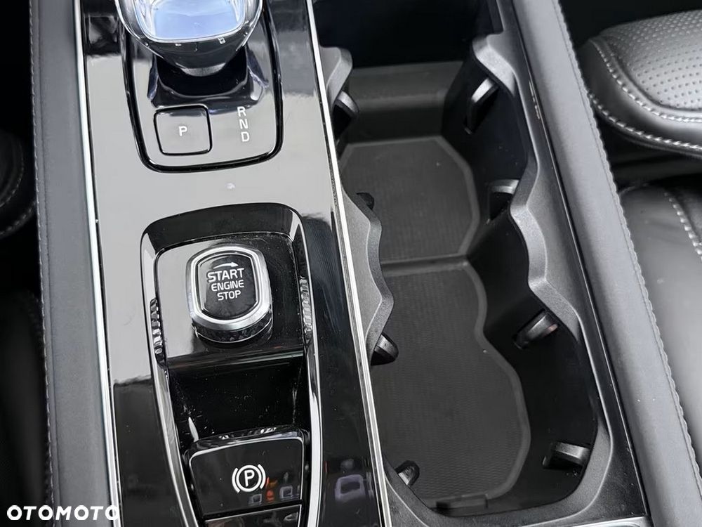 Volvo XC 90 T8 AWD Ultra Dark - 20