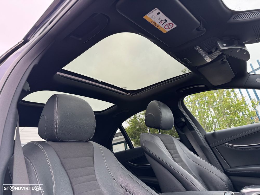 Mercedes-Benz E 300 de AMG Line - 38
