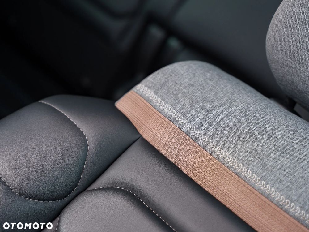 Citroën C3 Aircross BlueHDI 110 Stop & Start SHINE PACK - 28