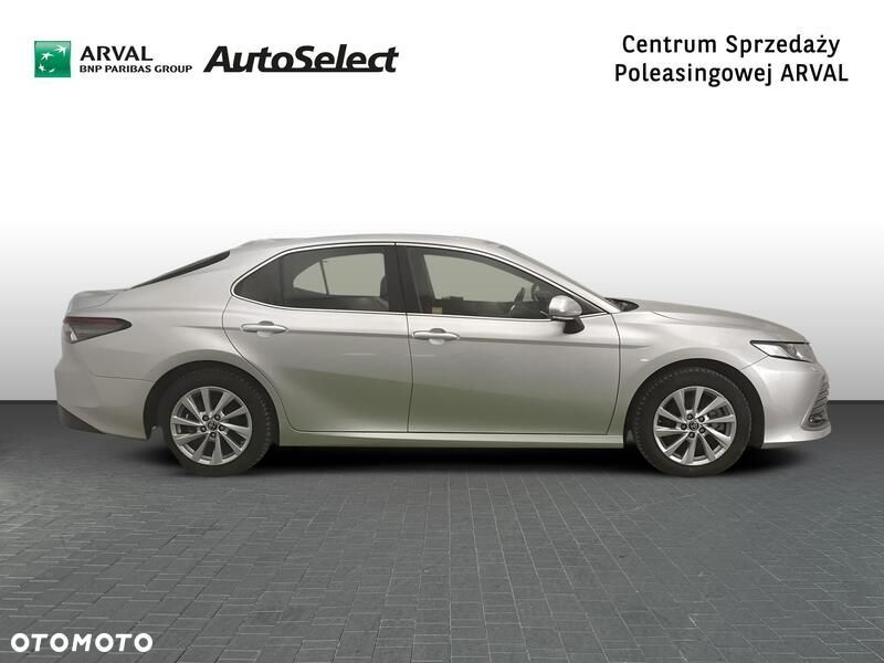 Toyota Camry 2.5 Hybrid Comfort CVT - 8